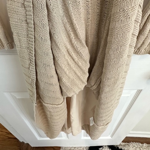 DISSH Beige Ribbed Maxi Dress - Picture 3 of 8